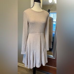 SHEIN sweater dress Gorgeous classic style Creamy color So super soft